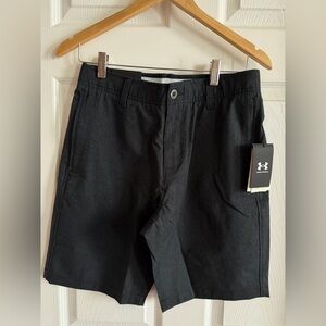 NWT Under Armour Men’s Golf Vented Shorts - Black Heather, Size 30